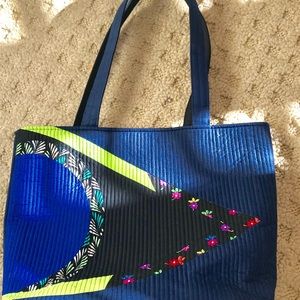 Vera Bradley Tote